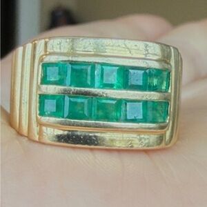 14 karat gold and emerald ring